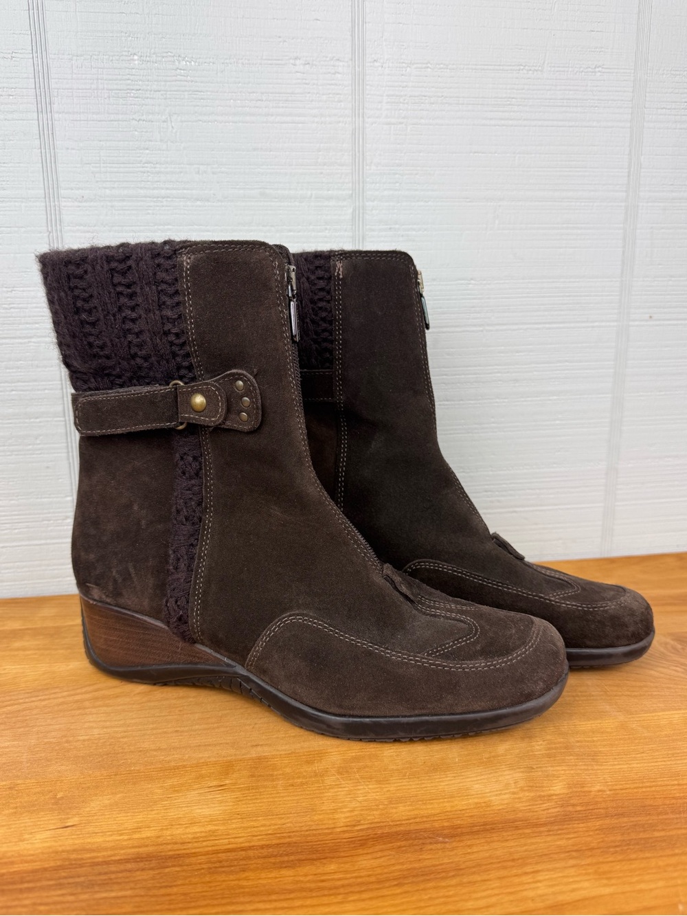 Aquatalia Brown Suede Knit Cuff Wedge Heel Ankle Bootie Zip Front Square Toe 9